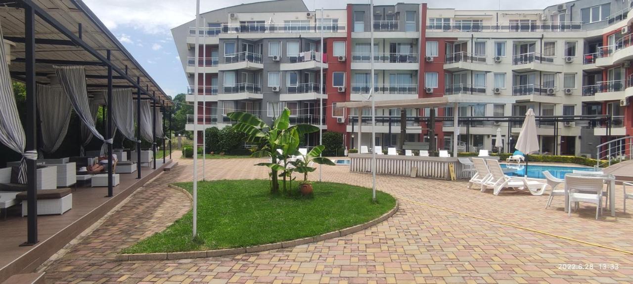 Excellent Apartment In Emberli Aparthotel. Lozenec Exteriér fotografie