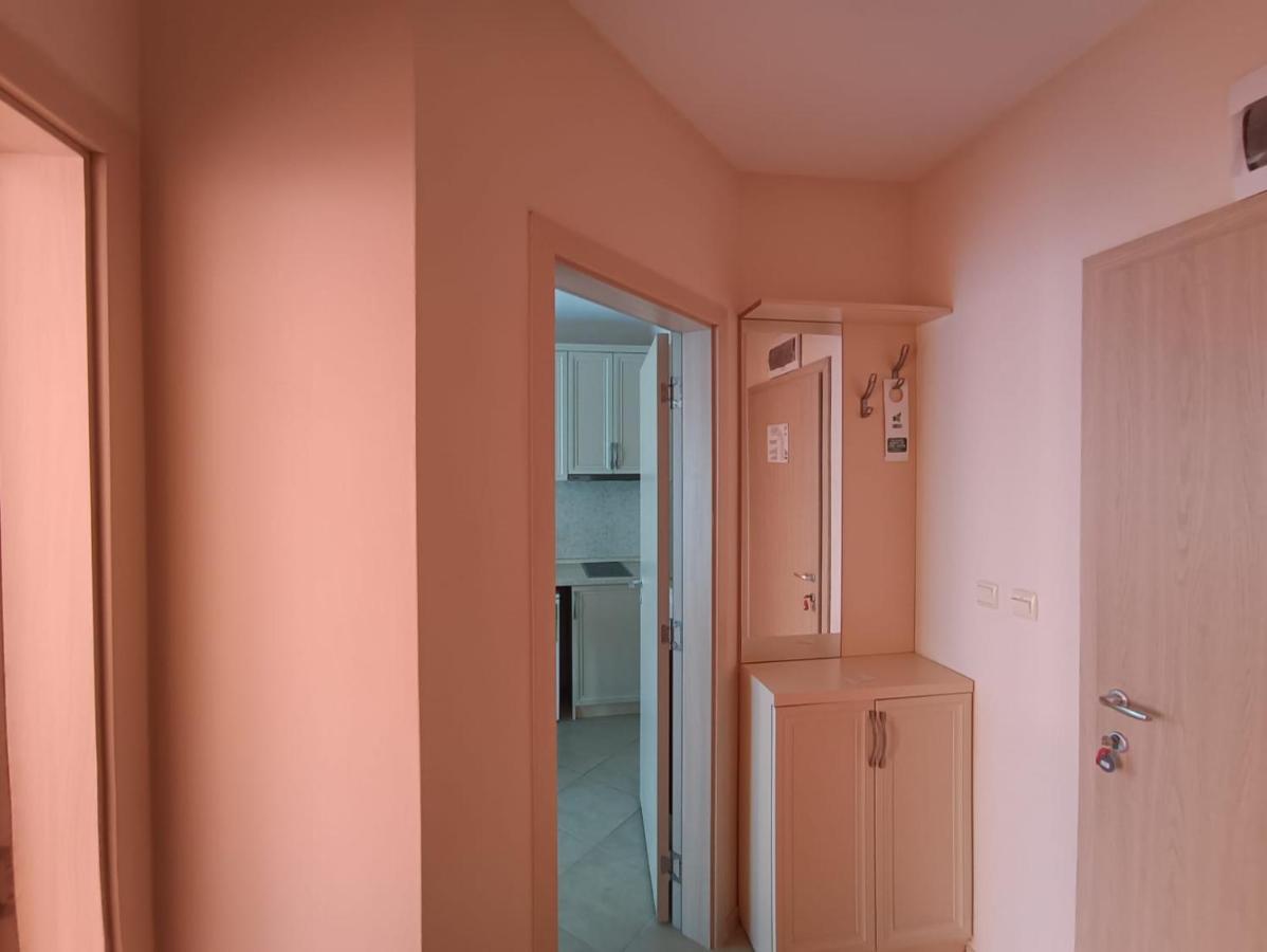 Excellent Apartment In Emberli Aparthotel. Lozenec Exteriér fotografie